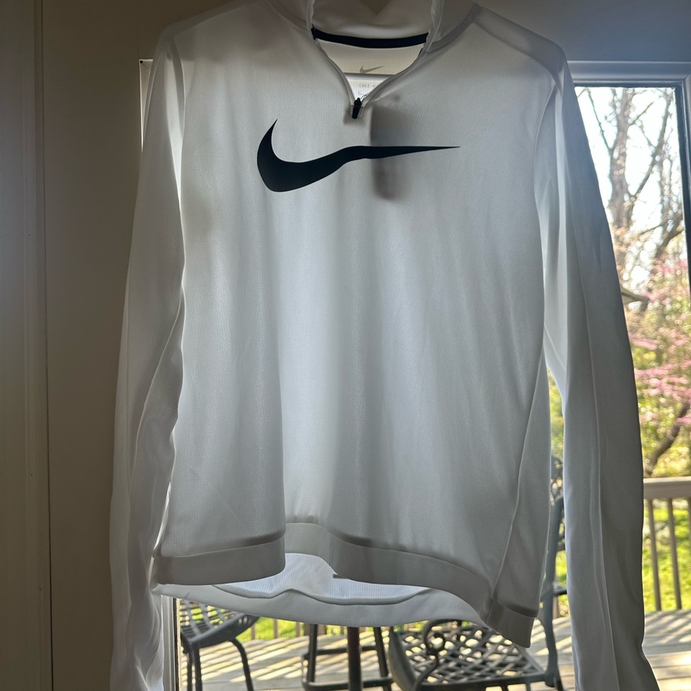 Nike White Long Sleeve Pullover